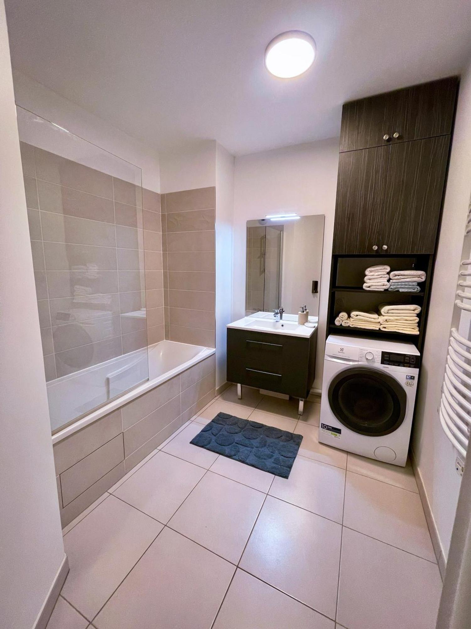Grand Appartement Clichy Eksteriør bilde